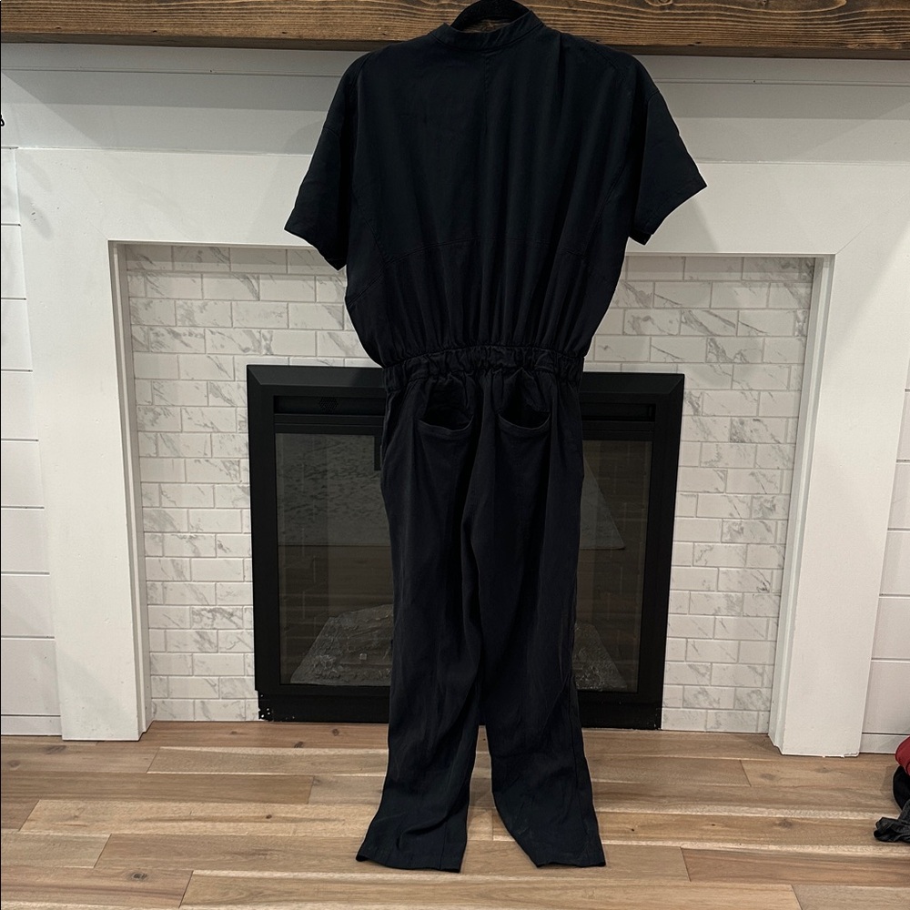Lululemon Athletica perfectly poised short sleeve Black Jumpsuit - Picture 8 of 9